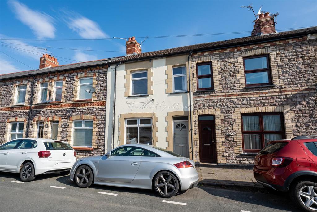 Springfield Place, Cardiff 3 bed terraced house for sale £300,000