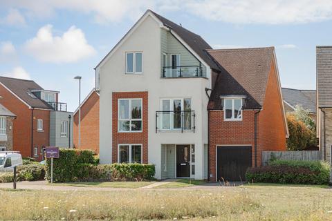 1 Dove Tree Close, Epsom, KT19 8GL