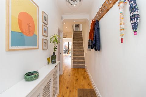 28 Chapel Road, Manchester, M22 4JW