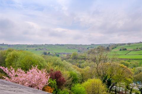 4 bedroom terraced house for sale, Prospect Terrace, Luddendenfoot