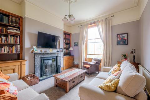 4 bedroom terraced house for sale, Prospect Terrace, Luddendenfoot