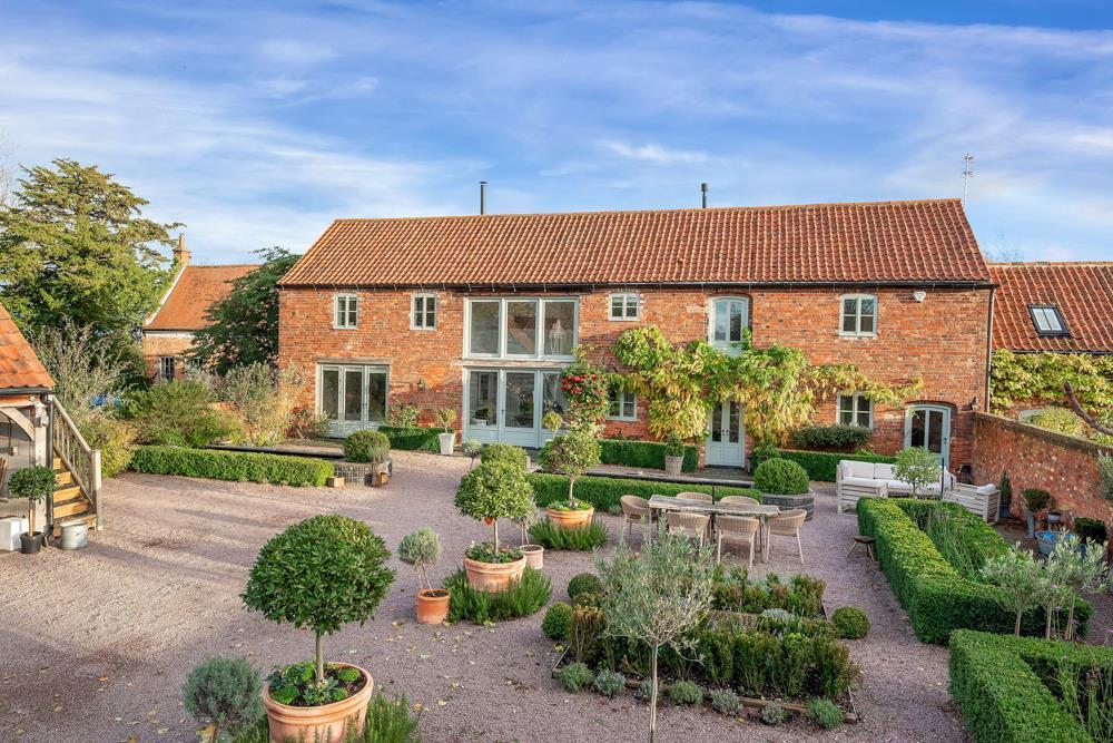 Flawborough 4 bed barn conversion £950,000