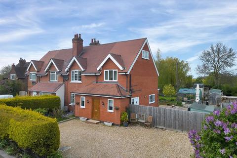 4 bedroom semi-detached house for sale, Saxondale Village, Bingham