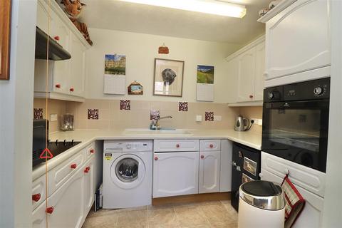 1 bedroom flat for sale, Betterton Court, Pocklington, York