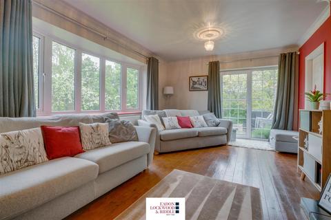 Elidor Beech Hill, Conisbrough, Doncaster, DN12 2BX
