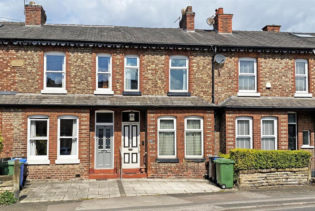 Stockport Road, Timperley 2 bed terraced house for sale £300,000