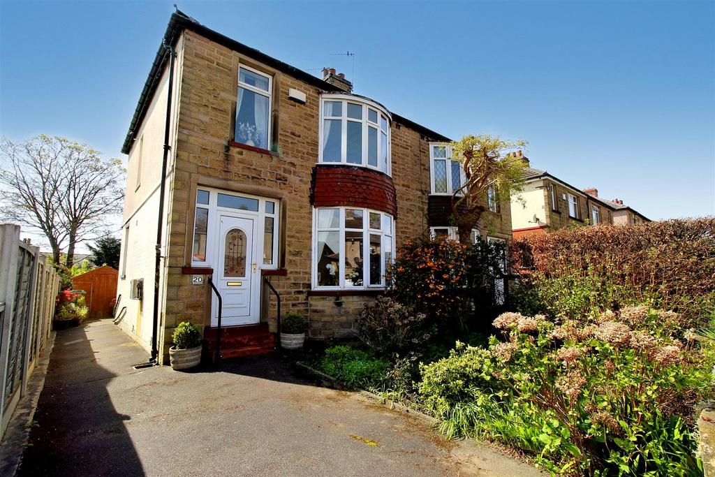 Long Grove Avenue, Dalton, Huddersfield, HD5 9LQ 3 bed semidetached