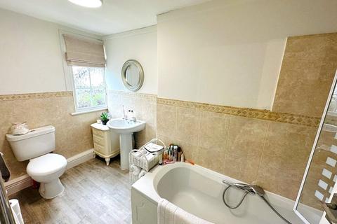 undefined, The Green, Wooburn Green, Buckinghamshire, HP10