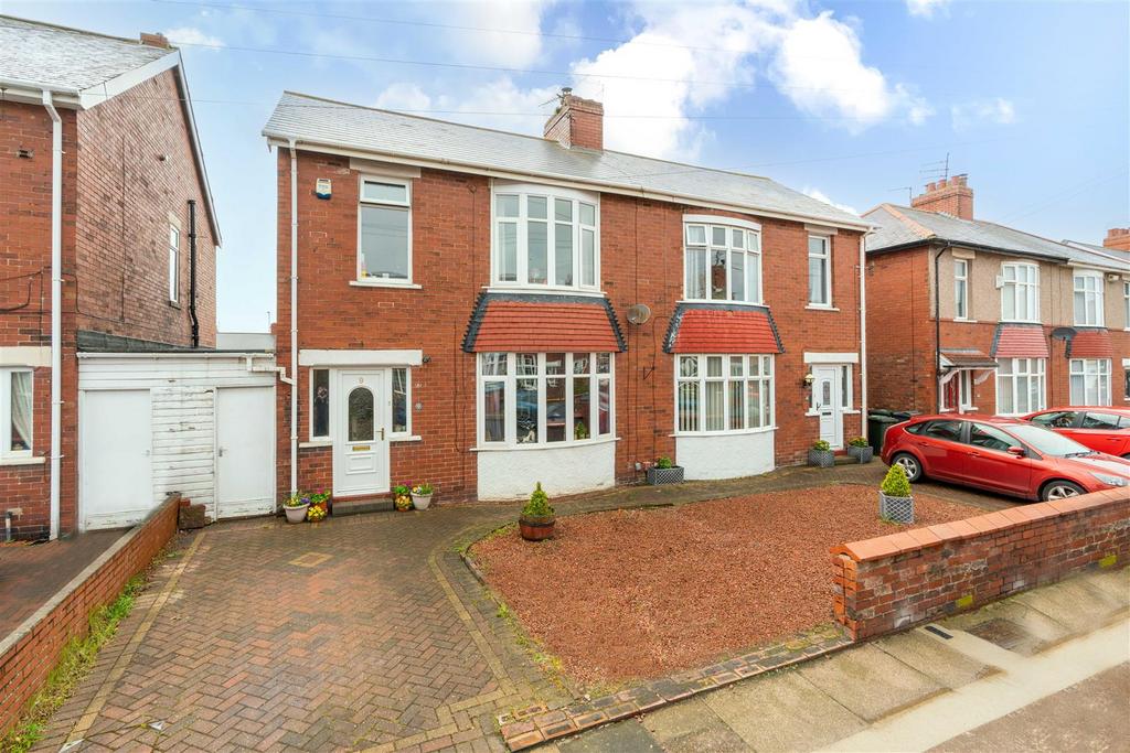 Brighton Grove, North Shields, NE29 3 bed semidetached house £215,000