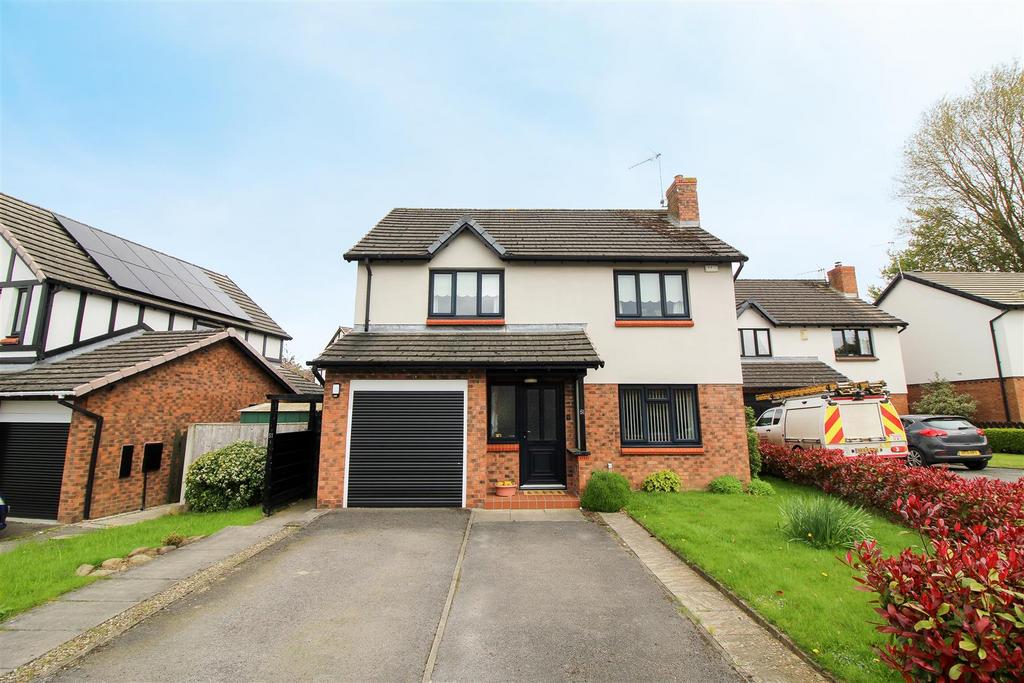 Kirkby Drive, Ripon 4 bed detached house for sale £395,000