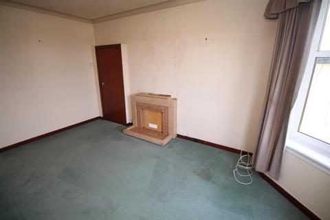 9 Clyde Road, Gourock, PA19 1XD