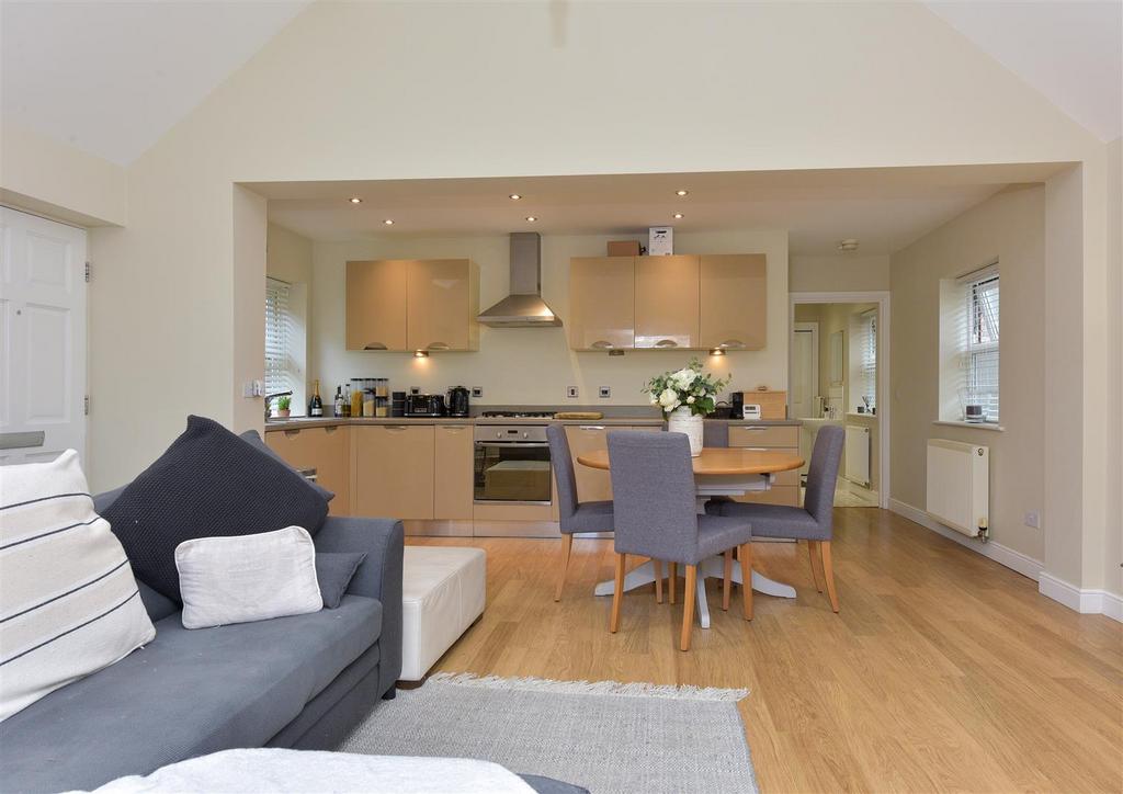 20a Vicarage Rd 025.jpg