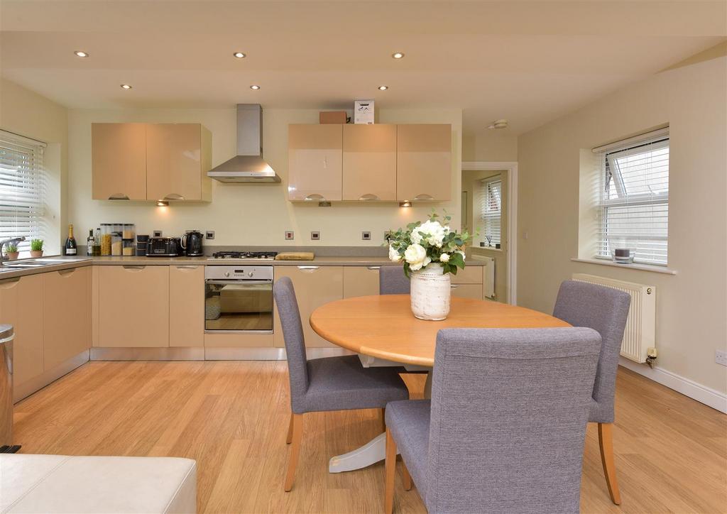 20a Vicarage Rd 017.jpg