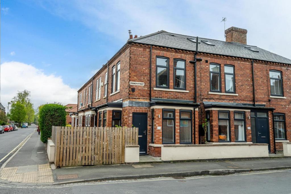 Cromer Street, Burton Stone Lane, York 1 bed end of terrace house for