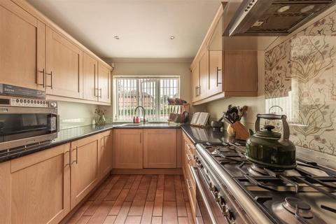 30 Jerrard Drive, Sutton Coldfield, B75 7TJ
