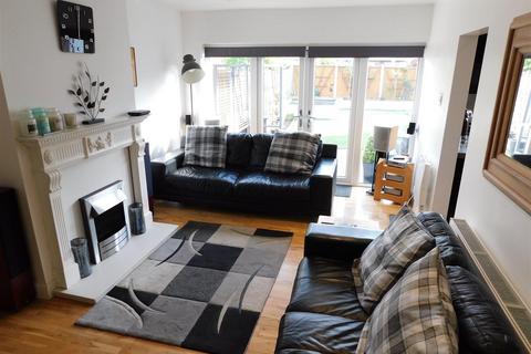 68 Burlish Close, Stourport-on-severn, DY13 8XW