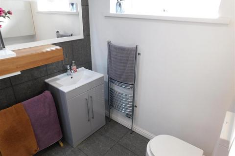 68 Burlish Close, Stourport-on-severn, DY13 8XW