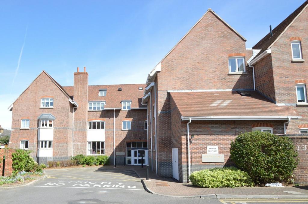 Bridge Street, WaltononThames, KT12 1 bed retirement property for