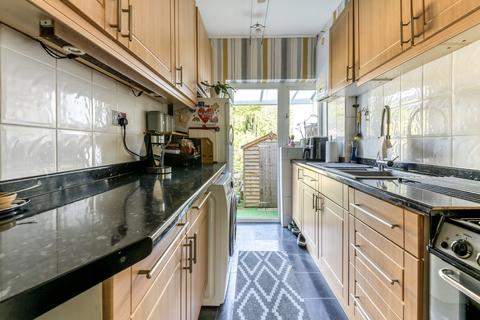 92 Edgehill Road, Mitcham, CR4 2HW