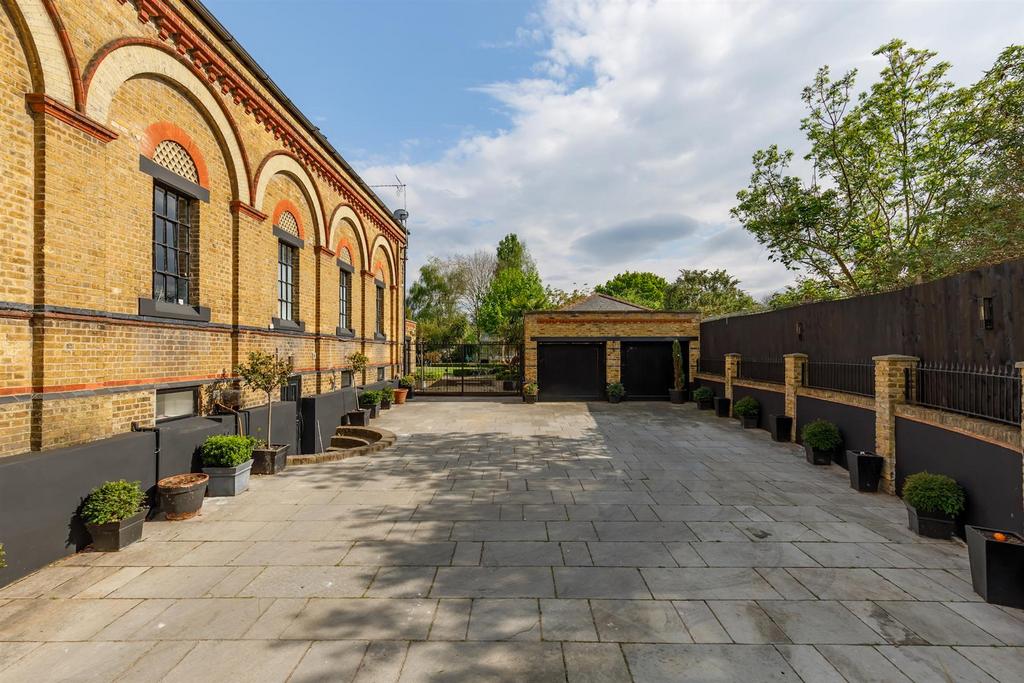 The Pump House WEB 6.jpg