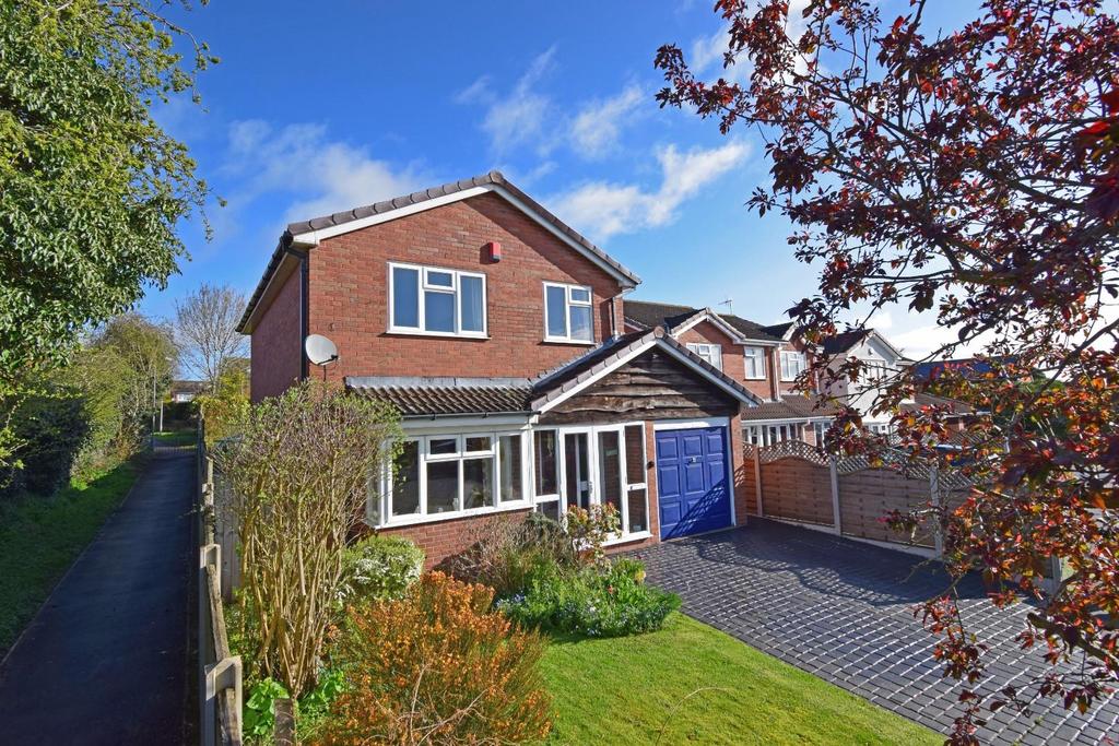 12 Wheelwright Close, Stoke Heath, Bromsgrove, Worcestershire, B60 3PD