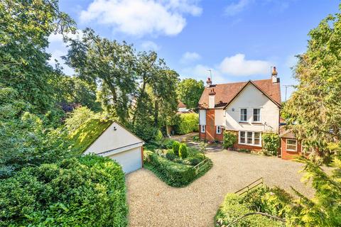 186 Bromham Road, Bedford, MK40 4BP