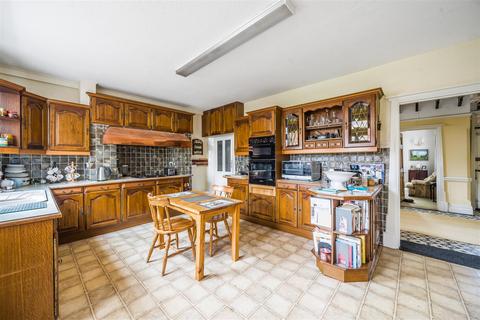 186 Bromham Road, Bedford, MK40 4BP