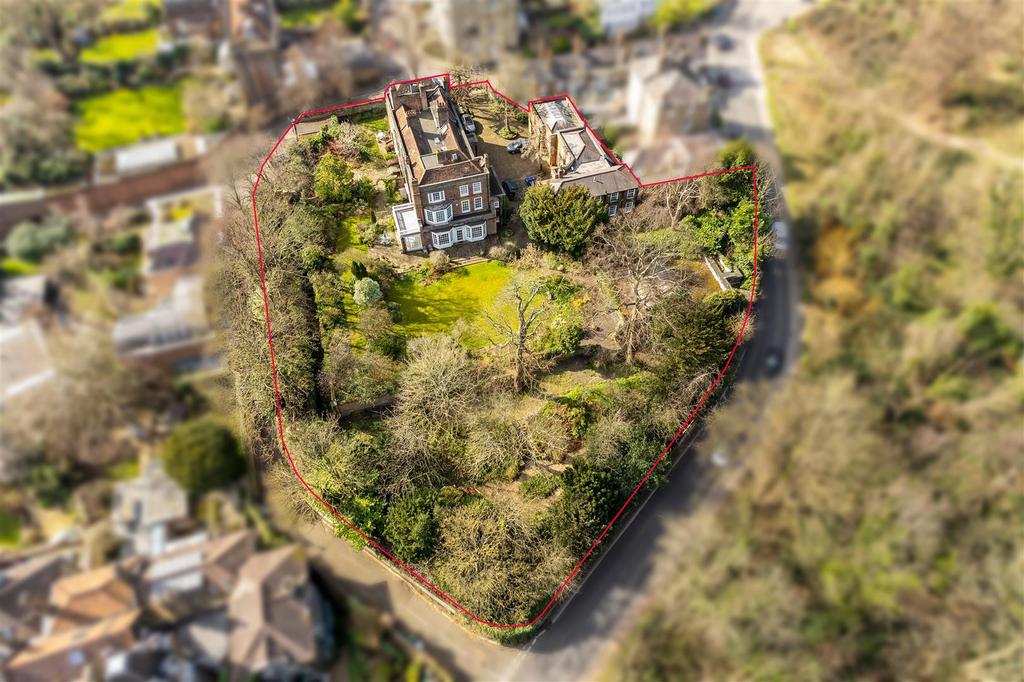 Squires Mount, Hampstead, London 8 bed detached house for sale £