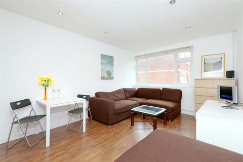 Flat 183, Fellows Court Weymouth Terrace, London, E2 8LQ