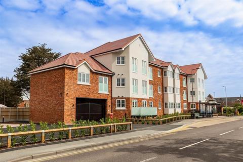 2 bedroom retirement property for sale - Long Road, Canvey Island SS8
