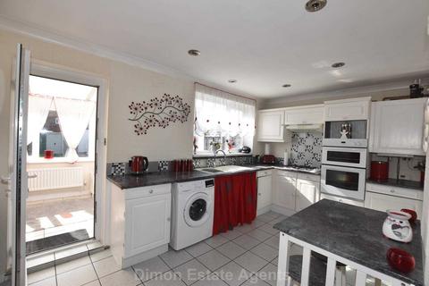 3 bedroom semi-detached house for sale, Anns Hill Road, Gosport
