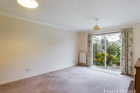 41 Bridge Close, Gillingham, SP8 4LS