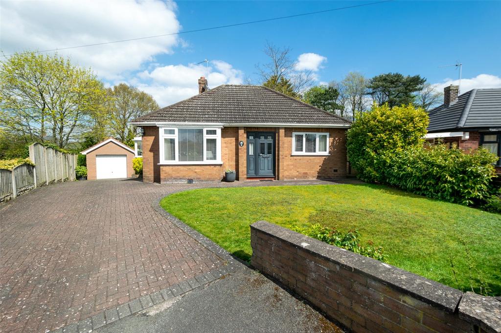Walker Drive, Middlewich 2 bed bungalow for sale £300,000