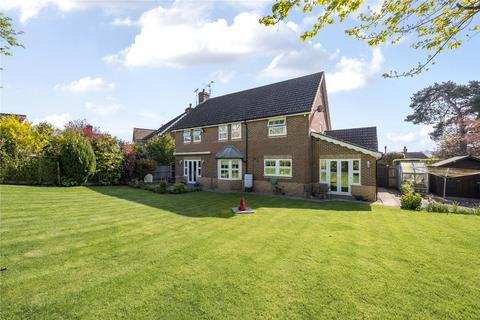 4 bedroom detached house for sale, Masons Way, Codmore Hill