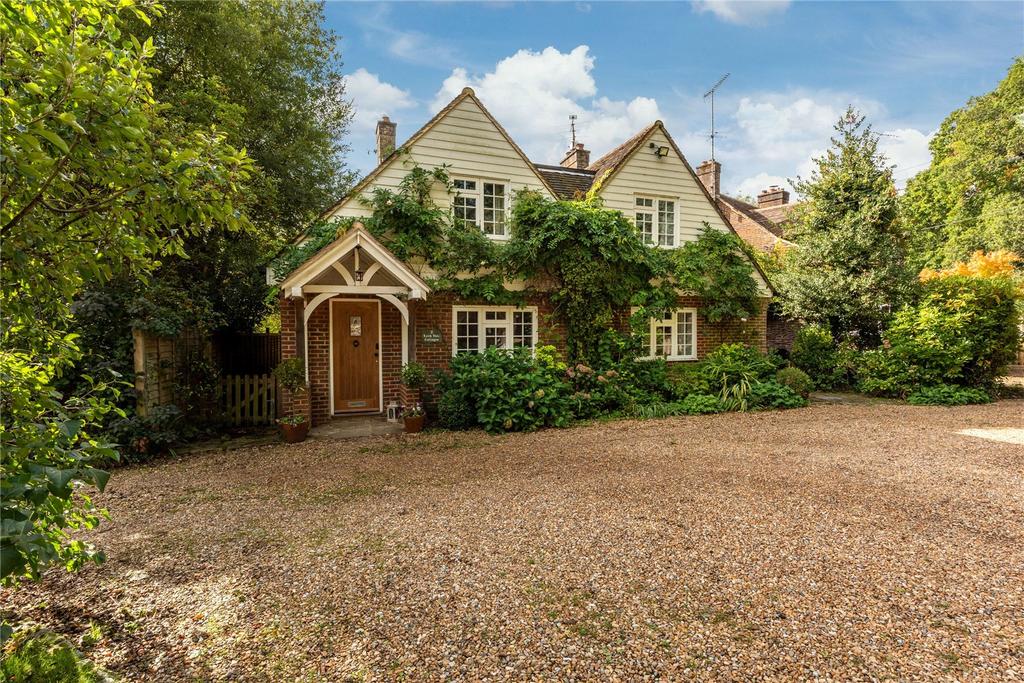 Leith Vale Cottages, Standon Lane, Ockley, Dorking, RH5 4 bed detached