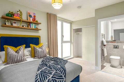 1 bedroom flat for sale, Plot B8 at Greenside, Alton Road SW15