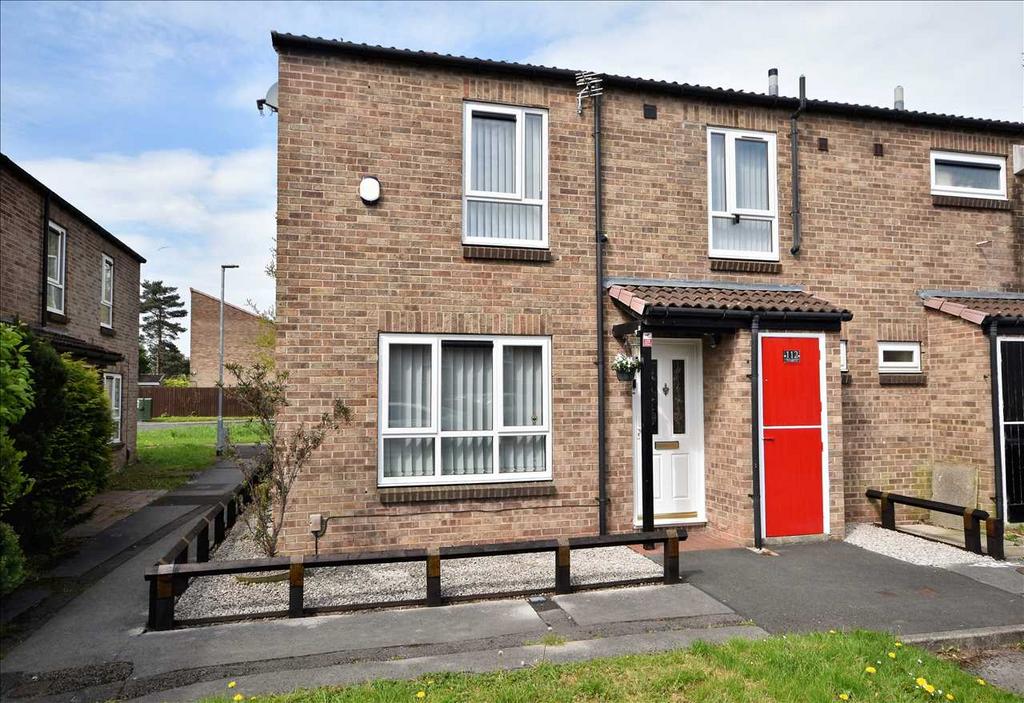 Great Meadow, Astley Village, Chorley 4 bed end of terrace house for
