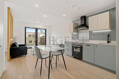 Studio to rent, Calville House, Ronalds Road, TW8