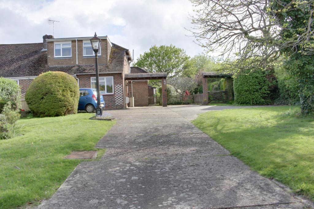 Forest Road Denmead 3 Bed Chalet For Sale £490 000