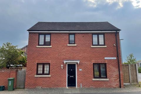 3 bedroom detached house for sale - Clivedon Way,  Aylesbury,  HP19