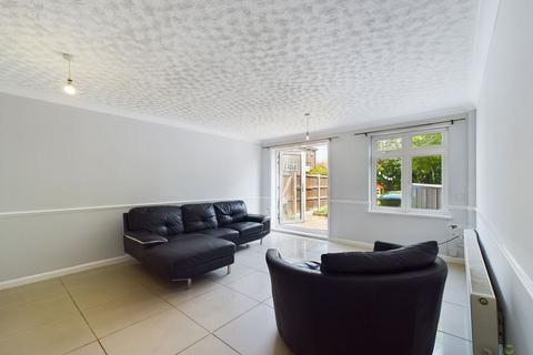 3 bedroom end of terrace house for sale - Whernside Close, Thamesmead SE28 8HB