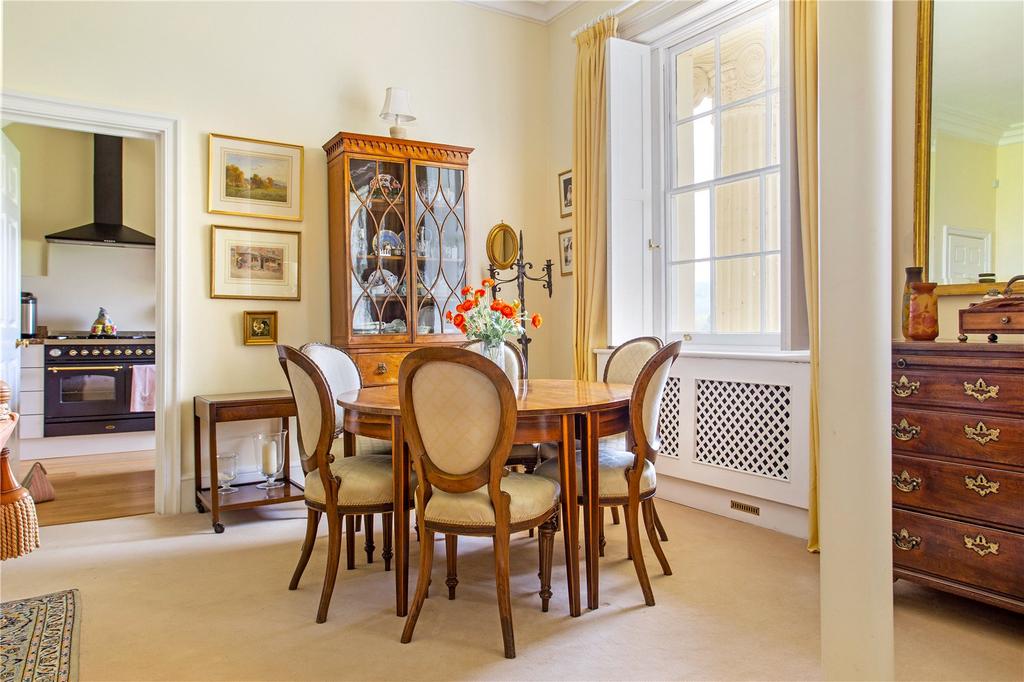 Drawing/Dining Room