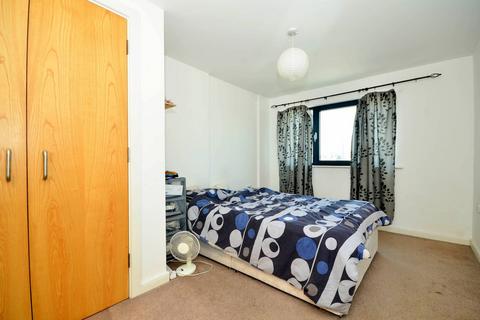 2 bedroom flat for sale, Forest Lane, Stratford, London, E15