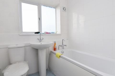 67 Boxmoor Road, Romford, RM5 2SH