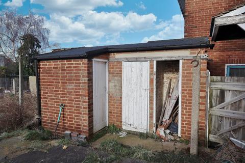 67 Boxmoor Road, Romford, RM5 2SH