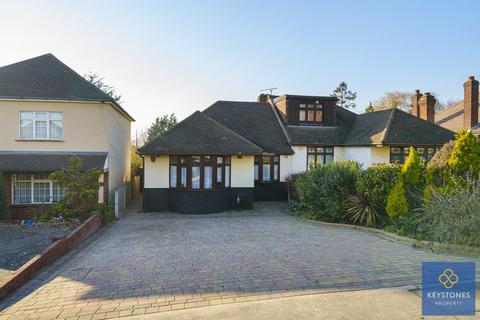43 Avelon Road, Romford, RM5 3XX