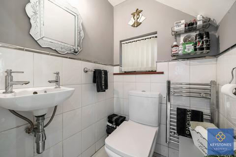 209 Collier Row Lane, Romford, RM5 3JA