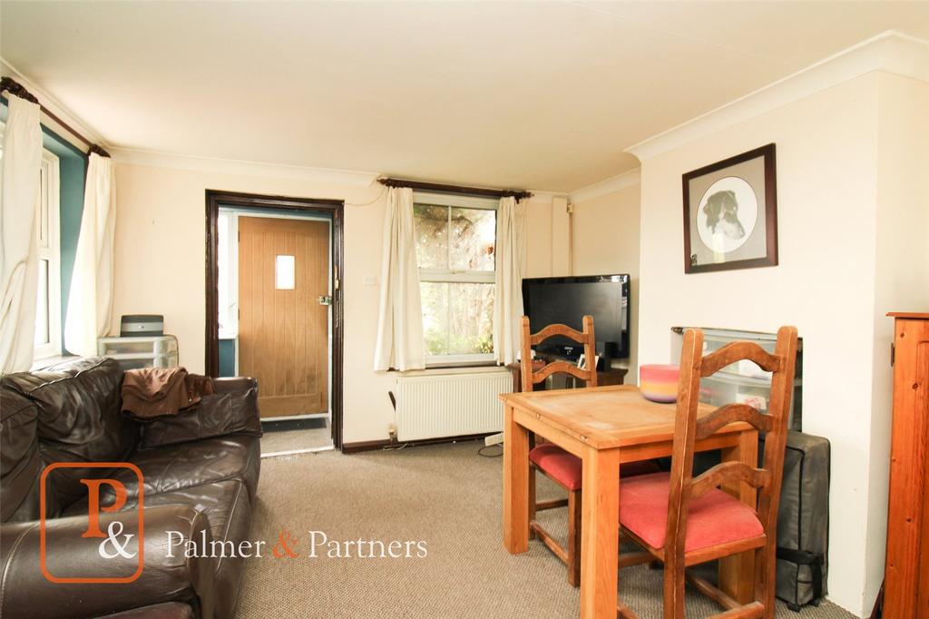 Mill Lane, Birch, Colchester, Essex, CO2 3 bed semidetached house for