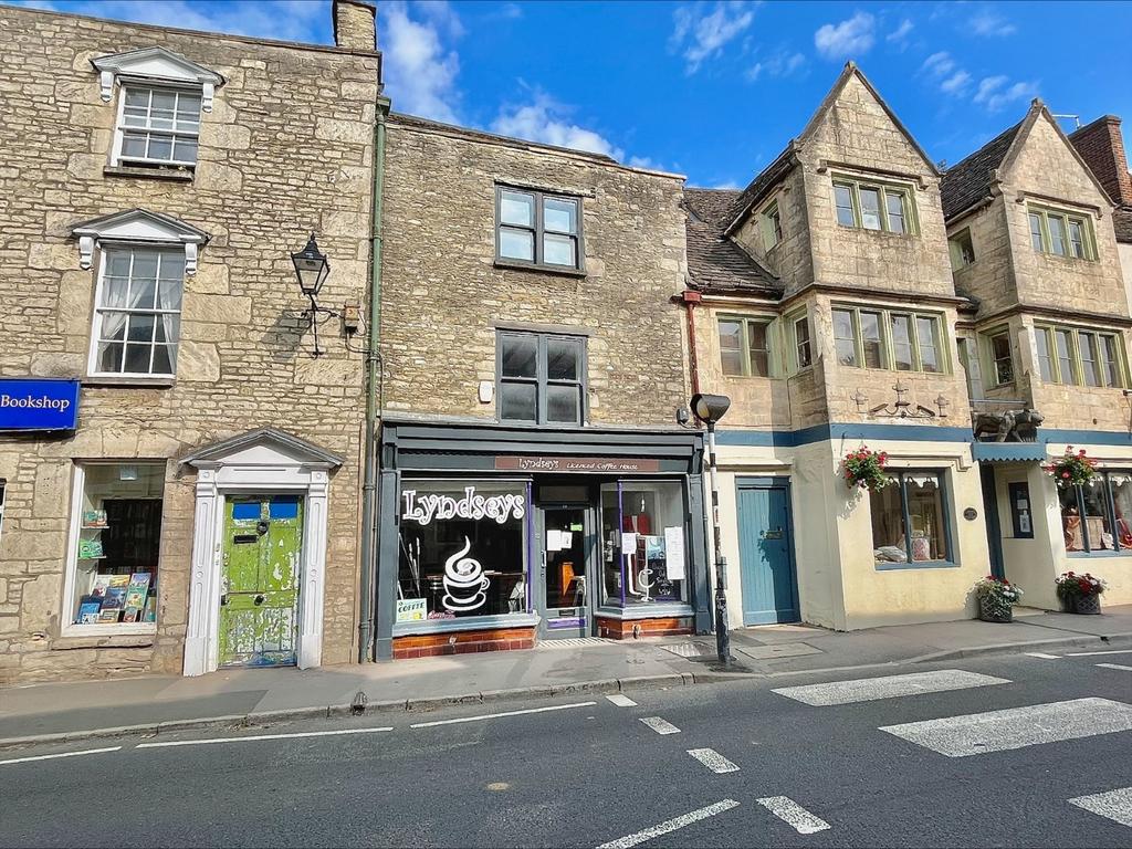 Church Street, Tetbury, Gloucestershire, GL8 3 bed townhouse for sale £625,000