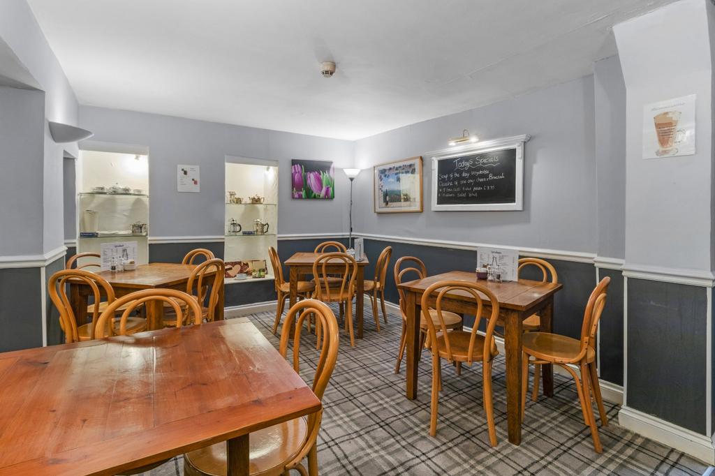 Cafe Back